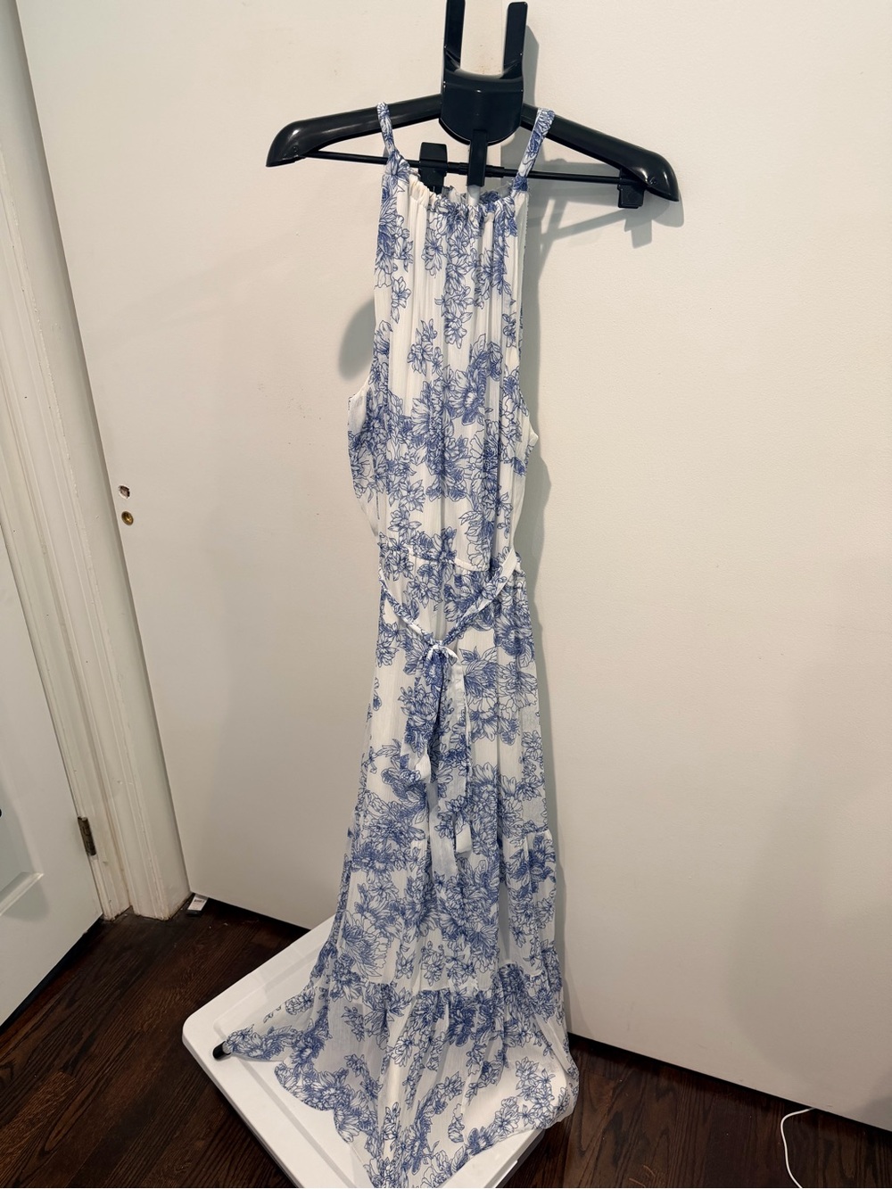 Women's Blue Floral Halter Maxi Dress City Chic